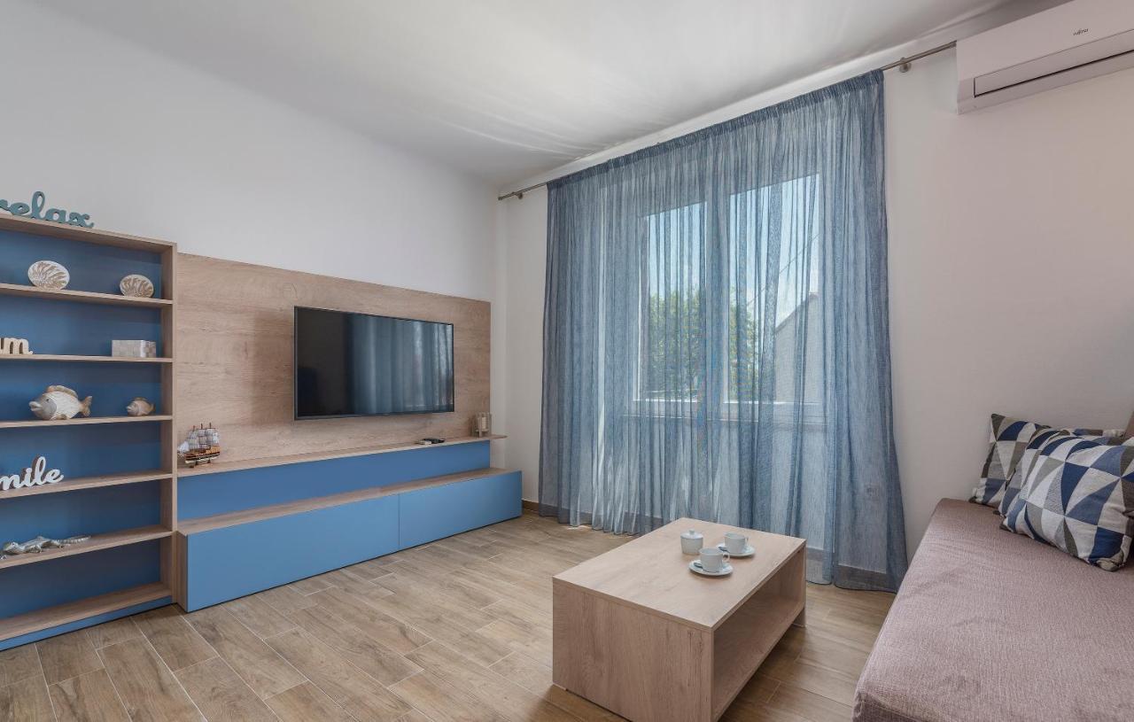 Apartmani Nena I Ilka Pula Exterior foto